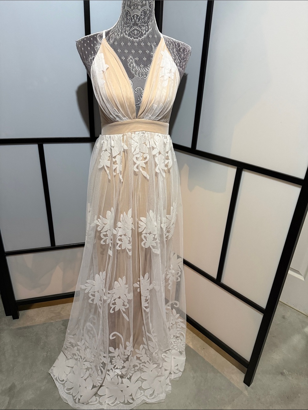 Luxxel Nude and White Floral Lace Maxi Gown